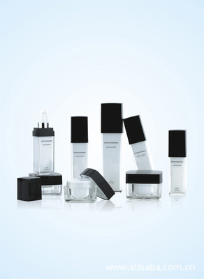 廠家供應(yīng)優(yōu)質(zhì)化妝品包裝 四方乳液瓶30ml、50ml、100ml、120ml圖片,廠家供應(yīng)優(yōu)質(zhì)化妝品包裝 四方乳液瓶30ml、50ml、100ml、120ml圖片大全,上虞市寶泰塑鋁制造(銷售部)-