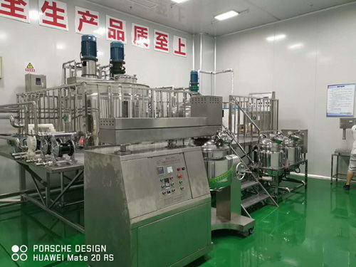 富達(dá)日化洗滌產(chǎn)品化妝品車用尿素生產(chǎn)車間全面改造完成